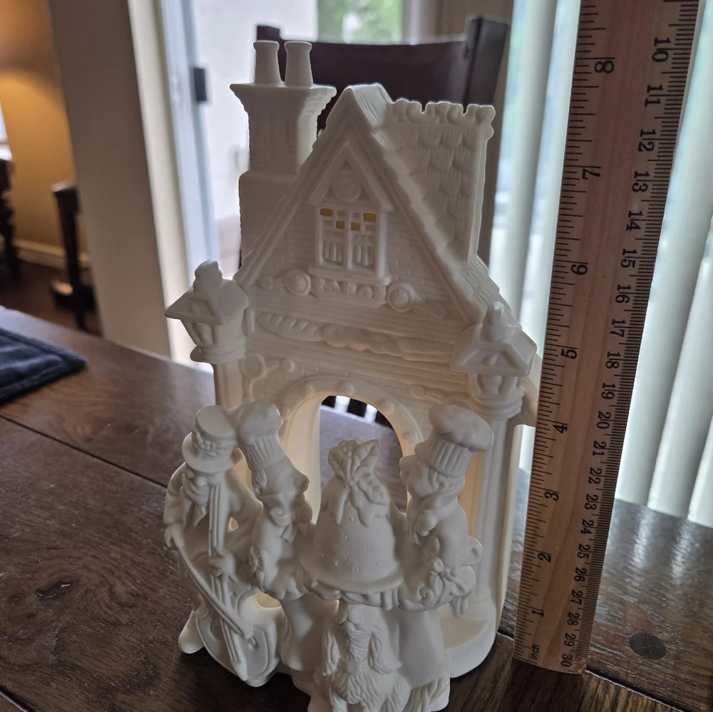 PartyLite Bakery Carolers Tea Light Holder Beautiful White Bisque - Picture 10 of 11